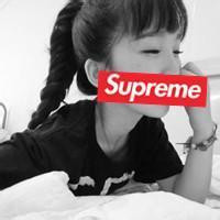 supremeͷŮ