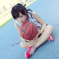 女生篮球头像活力满满的青春女生打篮球头像图片